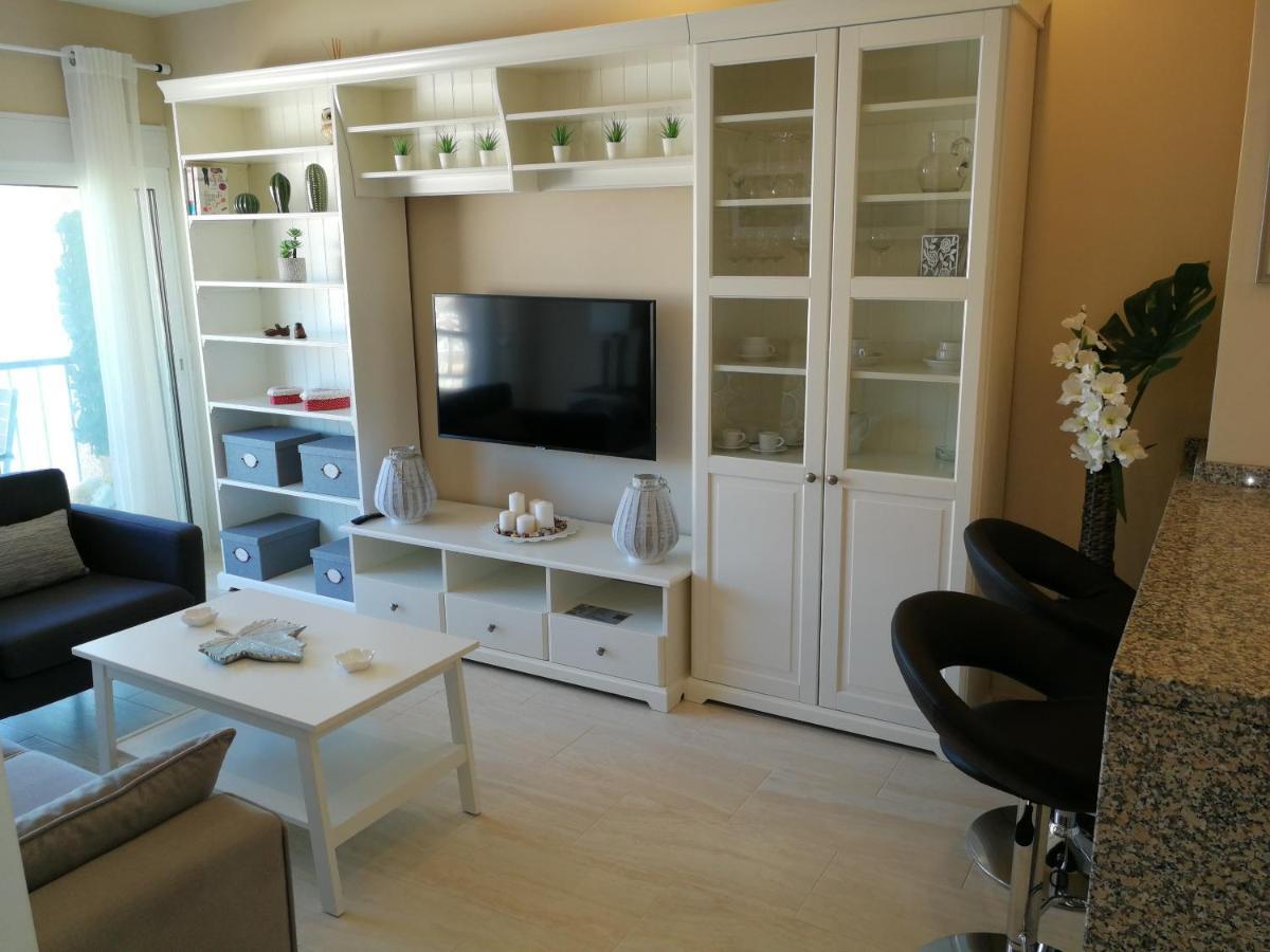 Fuengirola. Bonito Apartamento En Paseo Maritimo. Espectaculares Vistas Al Mar. Primera Linea Ngoại thất bức ảnh